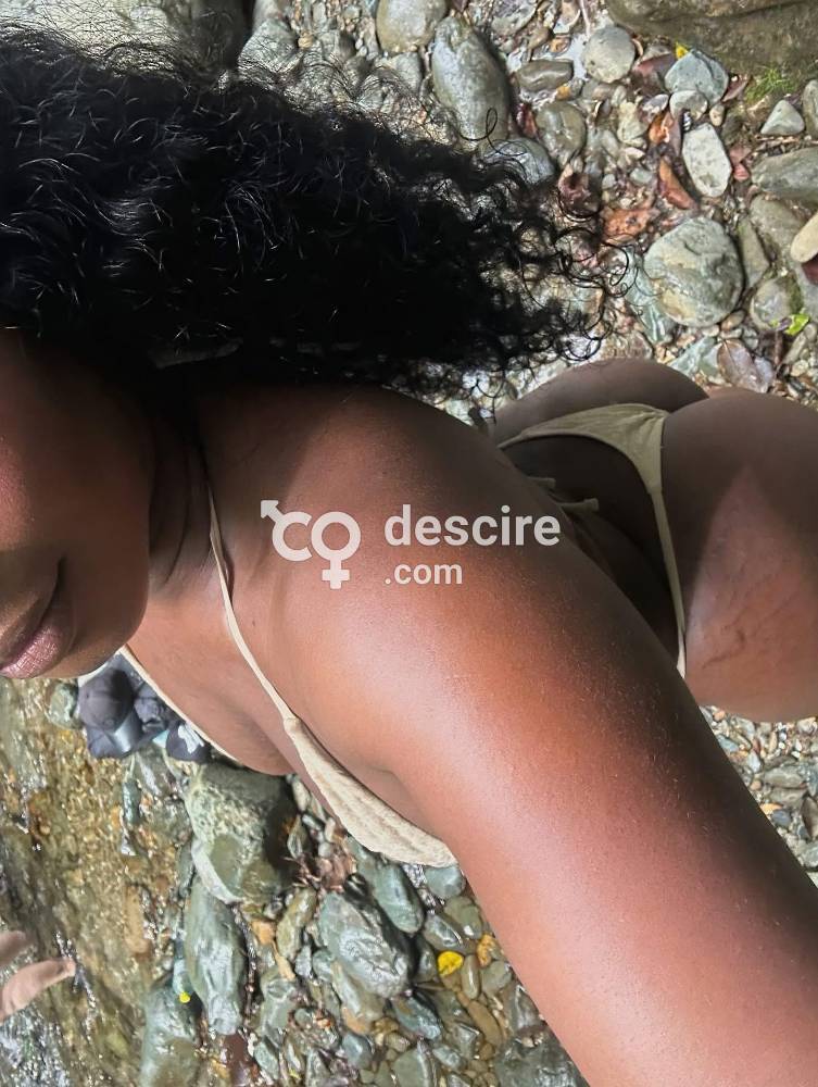 NIEUW AANGEKOMEN BRUNETTE, HELEMAAL VERLANGEND NAAR ALLES!! - Amsterdam - Nederland