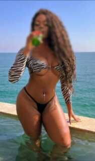 NIEUW AANGEKOMEN AFRIKAANSE VROUW - Utrecht - Nederland